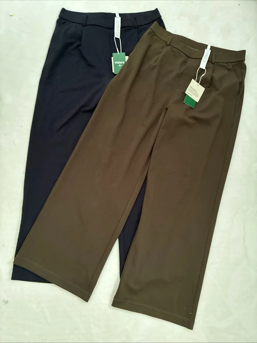Halara 2 pair NWT pants - Picture 1 of 3
